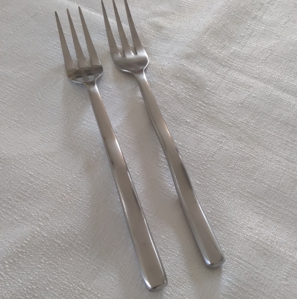 Hampton HSV12 Wavy Handle Satin Stainless Flatware 2 Dinner Forks